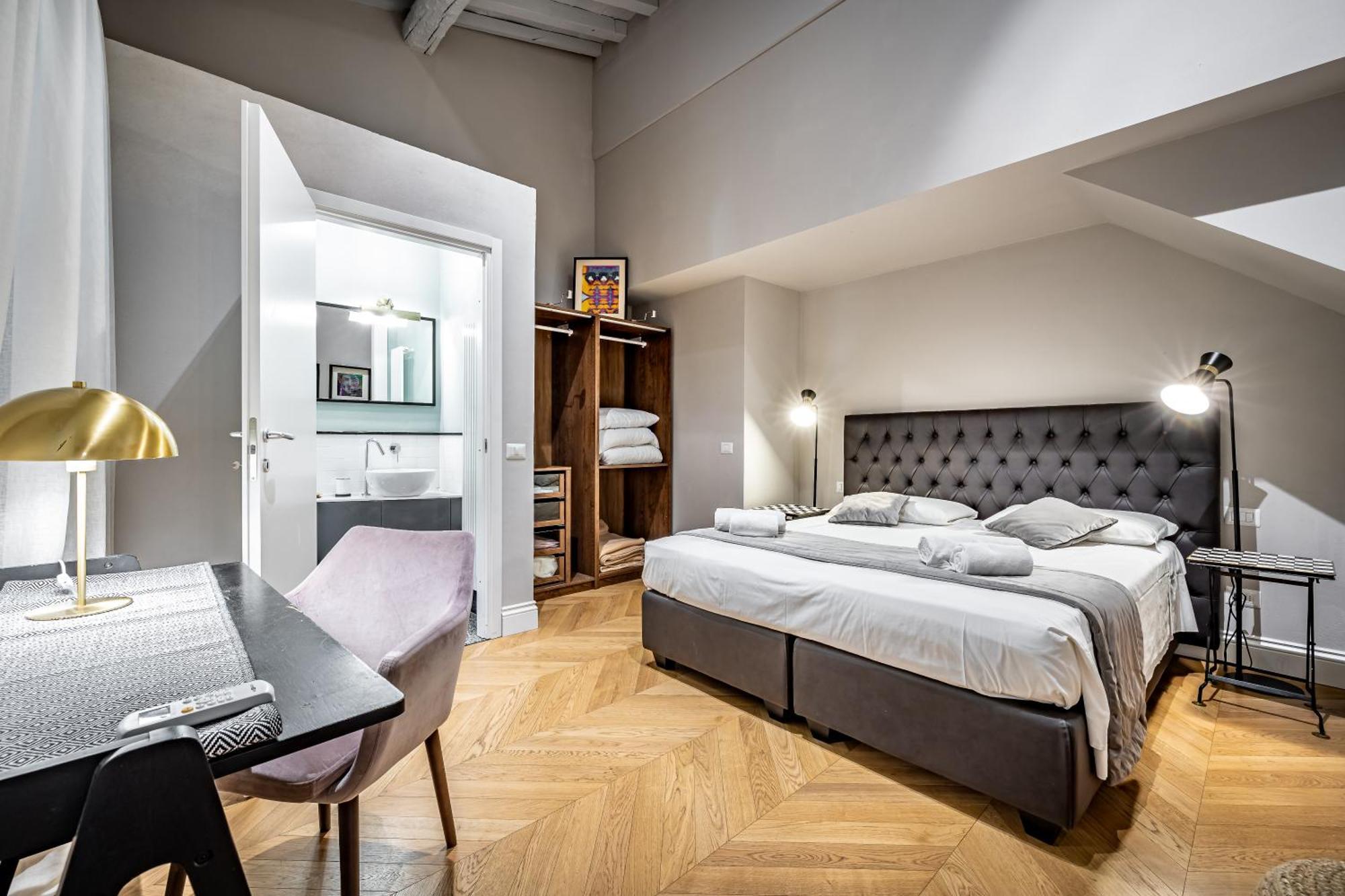 Hs4U Ricasoli Luxury Apartment Near Duomo N.1 Firenze Bagian luar foto