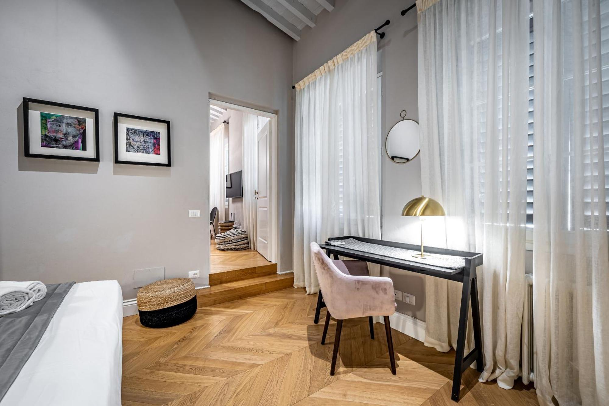 Hs4U Ricasoli Luxury Apartment Near Duomo N.1 Firenze Bagian luar foto